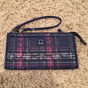 NWOT Authentic Coach Wristlet